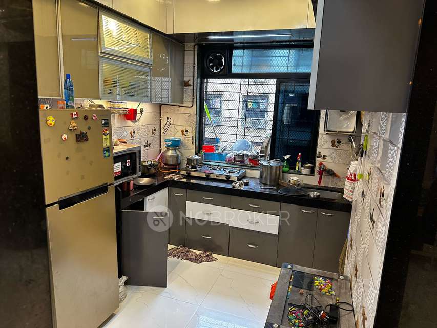 1 BHK Flat In Shree Laxmi Residency For Sale  In Byculla