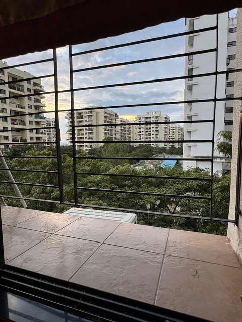 3 BHK Flat In Kolte Patil Ivy Apartments For Sale  In Wagholi