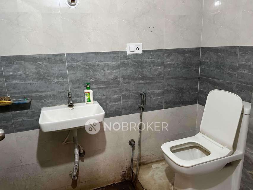 2 BHK Flat In Gold Castles Apartment For Sale  In Kandlakoya