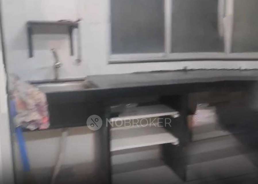 1 RK Flat In New Parishram Co- Op Soc, Bhandar Galli Matunga W For Sale  In S Keer Complex, Bhandar Gali, Vsnl Colony, Mahim, Mumbai, Maharashtra 400016, India