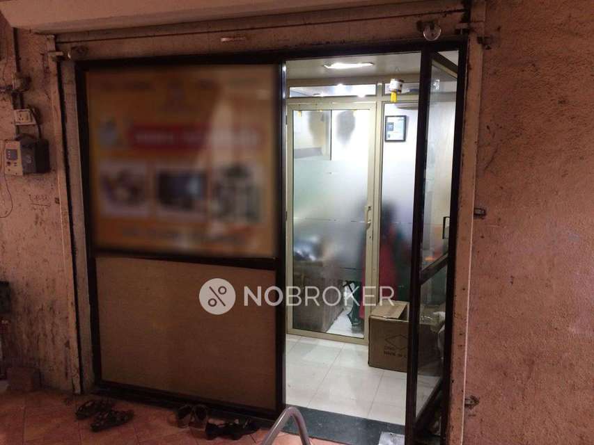 Shop in Guruwar Peth, Pune for sale 