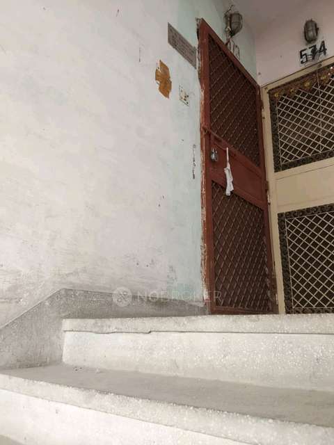 1 BHK Flat In Dda Flats Pocket C Loknayak Puram For Sale  In  Bakkarwala, New Delhi