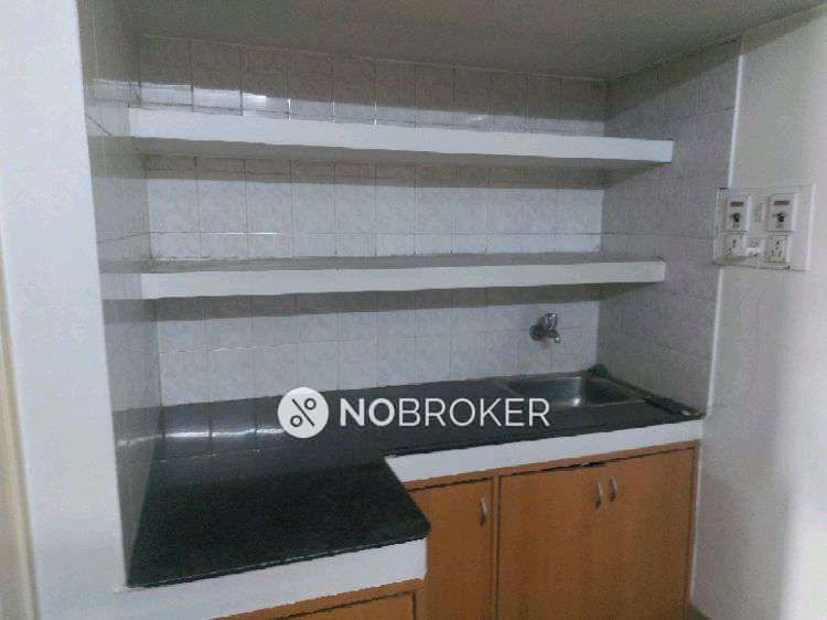 1 RK Flat In Standalone Building  for Rent  In  Ejipura 
