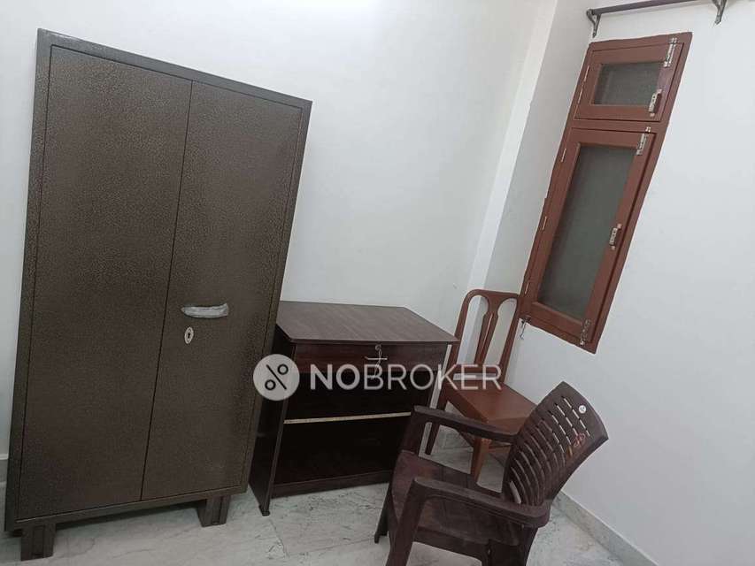 1 RK House for Rent  In Shadipur