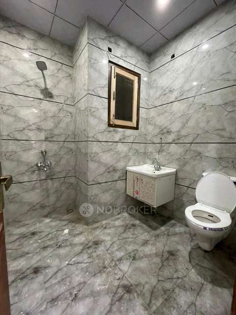 PG for Anyone in Sector 27