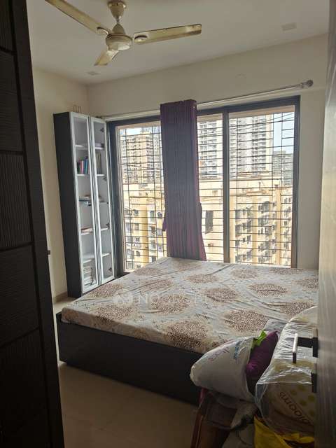 2 BHK Flat In Madhukunj Chs Borivali, Borivali East For Sale  In Borivali East