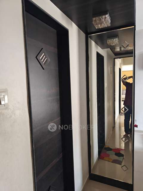 2 BHK Flat In Madhukunj Chs Borivali, Borivali East For Sale  In Borivali East