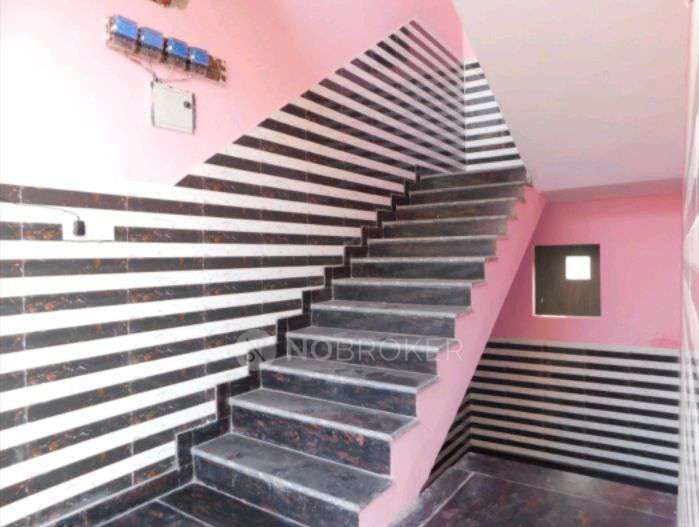 Commercial Property in 273, Hoshiyarpur, Hoshiarpur Village, Sector 51, Noida, Uttar Pradesh 201303, India, Noida for Rent 