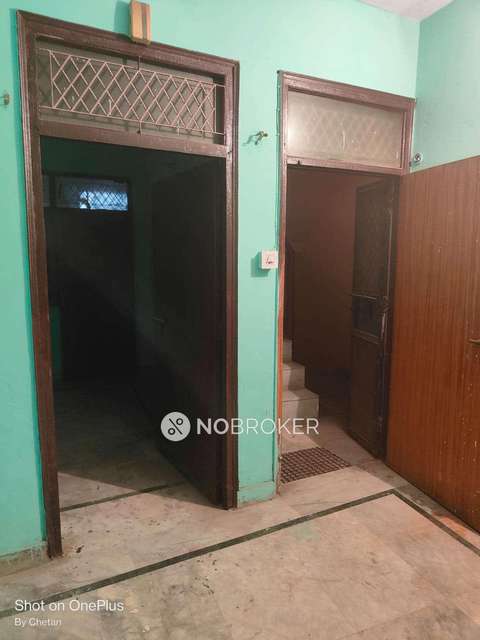 2 BHK Flat For Sale  In Mandawali