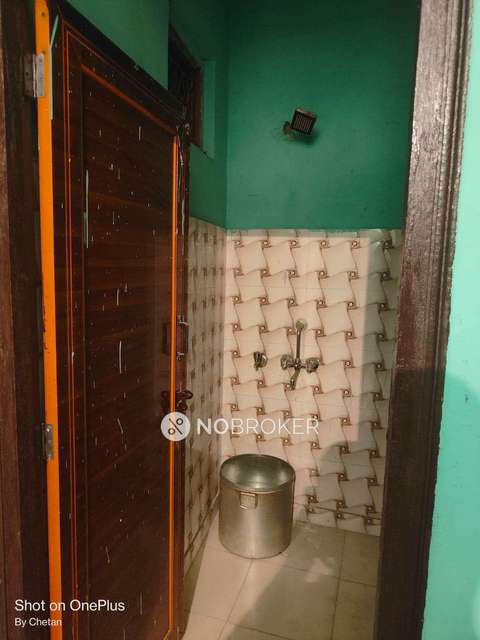 2 BHK Flat For Sale  In Mandawali