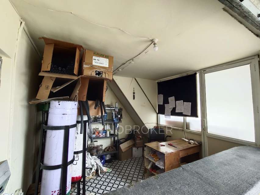 Office Space in Kondhwa , Pune for sale 