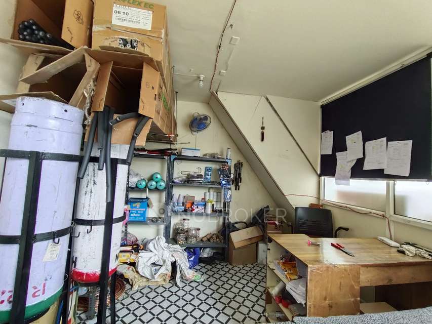 Office Space in Kondhwa , Pune for sale 