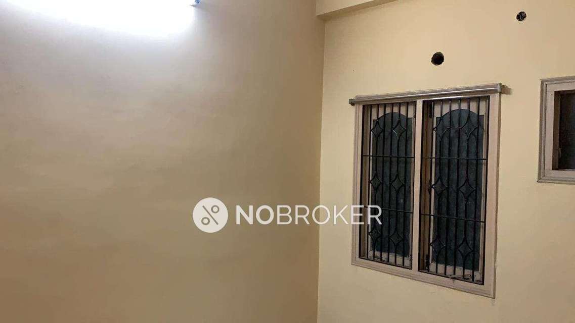 2 BHK Flat In Anitha Towers For Sale  In Bahadurpura