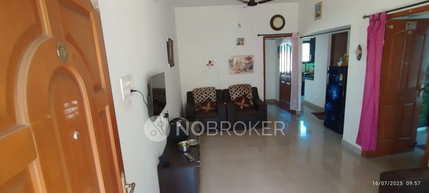 2 BHK Flat In Sarbesh Apartment For Sale  In Selaiyur
