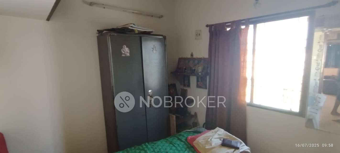 2 BHK Flat In Sarbesh Apartment For Sale  In Selaiyur