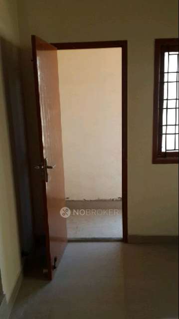 2 BHK Flat In Sarbesh Apartment For Sale  In Selaiyur