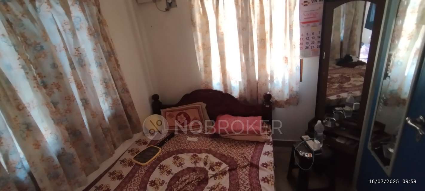 2 BHK Flat In Sarbesh Apartment For Sale  In Selaiyur