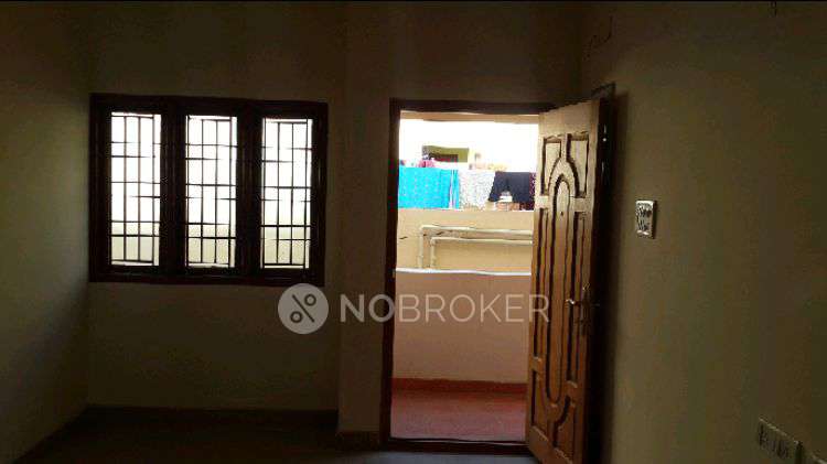 2 BHK Flat In Sarbesh Apartment For Sale  In Selaiyur