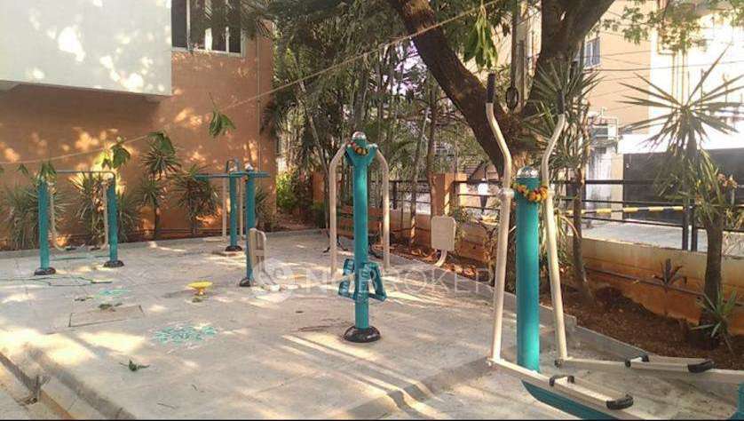 3 BHK Flat In Aditya Dsr Lake Side For Sale  In  Gachibowli