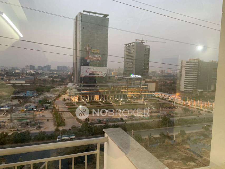 3 BHK Flat In Unitech Vista for Rent  In Sector 70