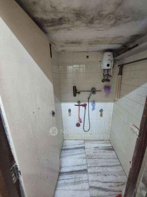 1 BHK Flat In Harbour Crest For Sale  In Byculla