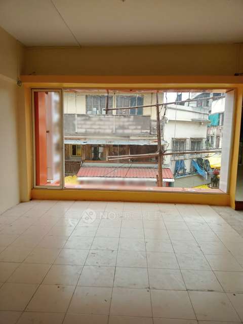 Shop in Tulshibaug, Pune for Rent 