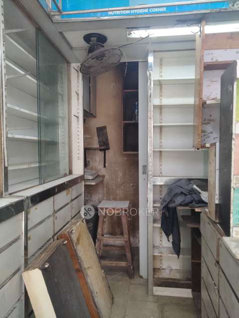 Shop in Colaba, Mumbai for sale 