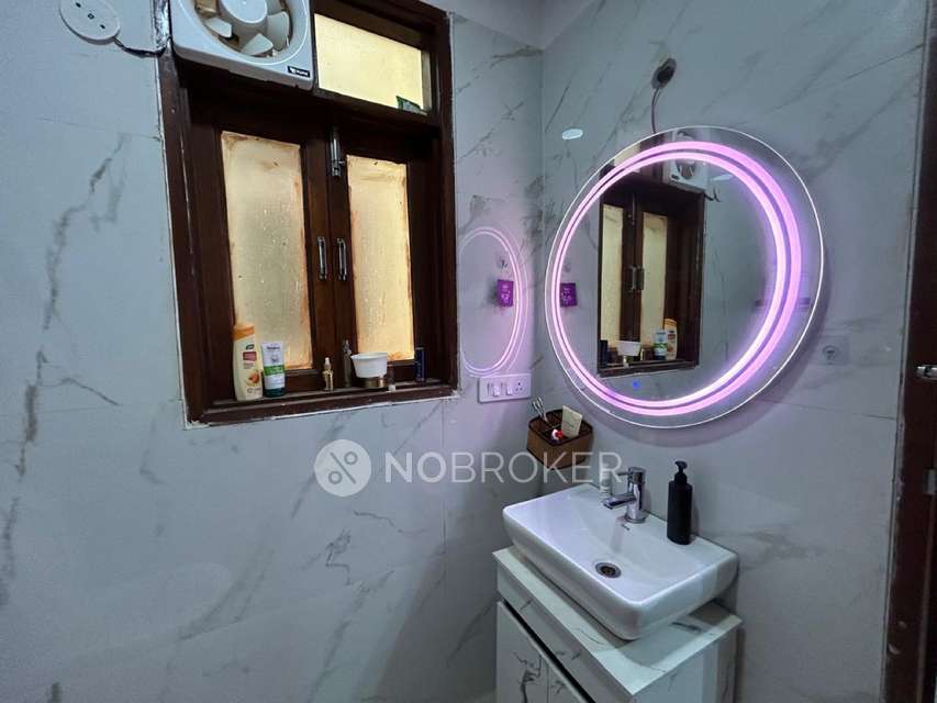 2 BHK Flat In Daisy Apartment For Sale  In Gadaipur