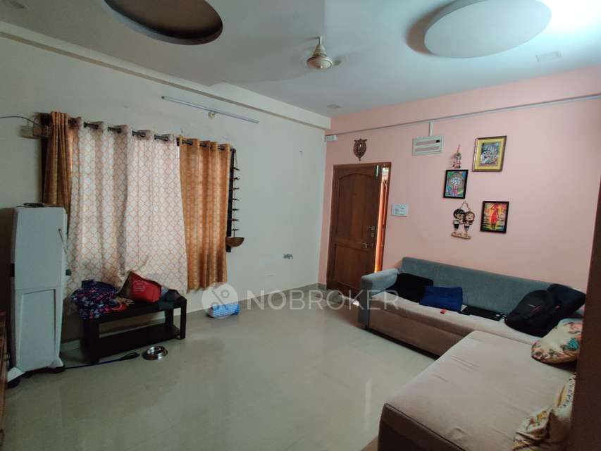 2 BHK Flat In Bm Shreya Elegance for Rent  In Manikonda Pipeline Road Market