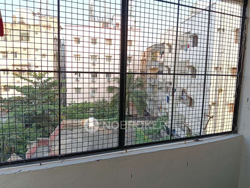 2 BHK Flat In Sri Bhavya Balaji Towers For Sale  In Venkateshwara Nagar ,sainathapuram