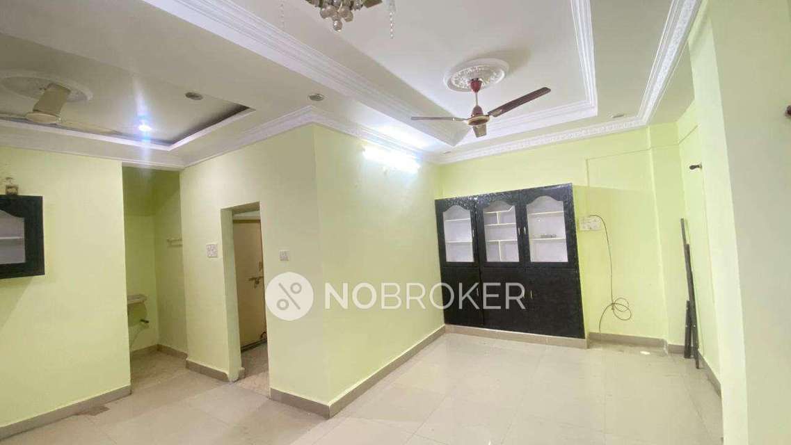 2 BHK Flat In Sri Bhavya Balaji Towers For Sale  In Venkateshwara Nagar ,sainathapuram