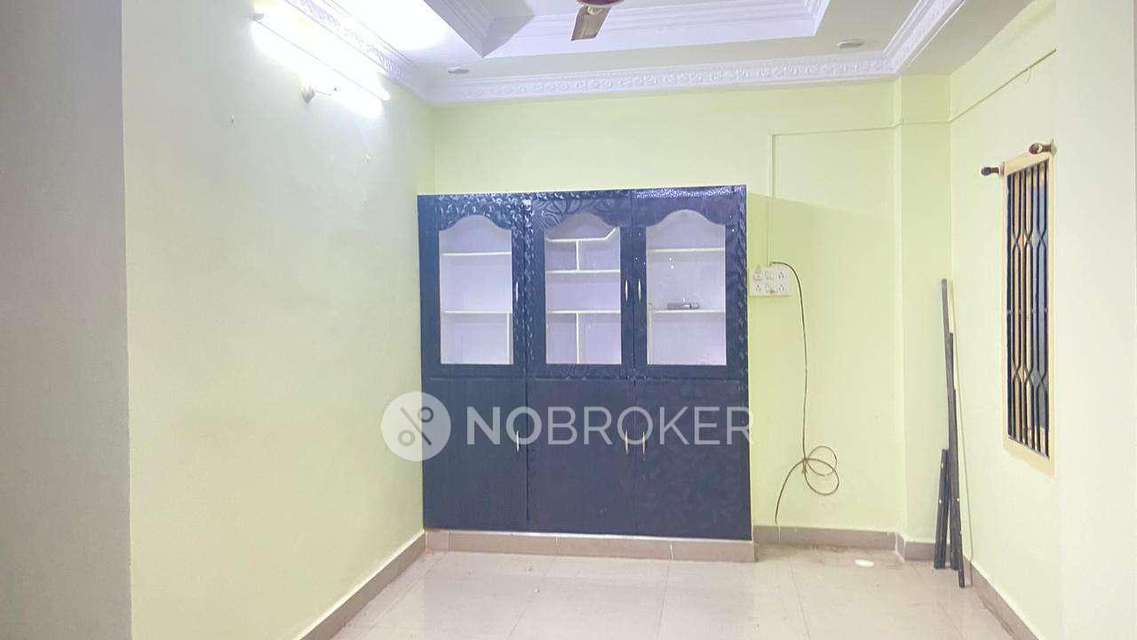 2 BHK Flat In Sri Bhavya Balaji Towers For Sale  In Venkateshwara Nagar ,sainathapuram