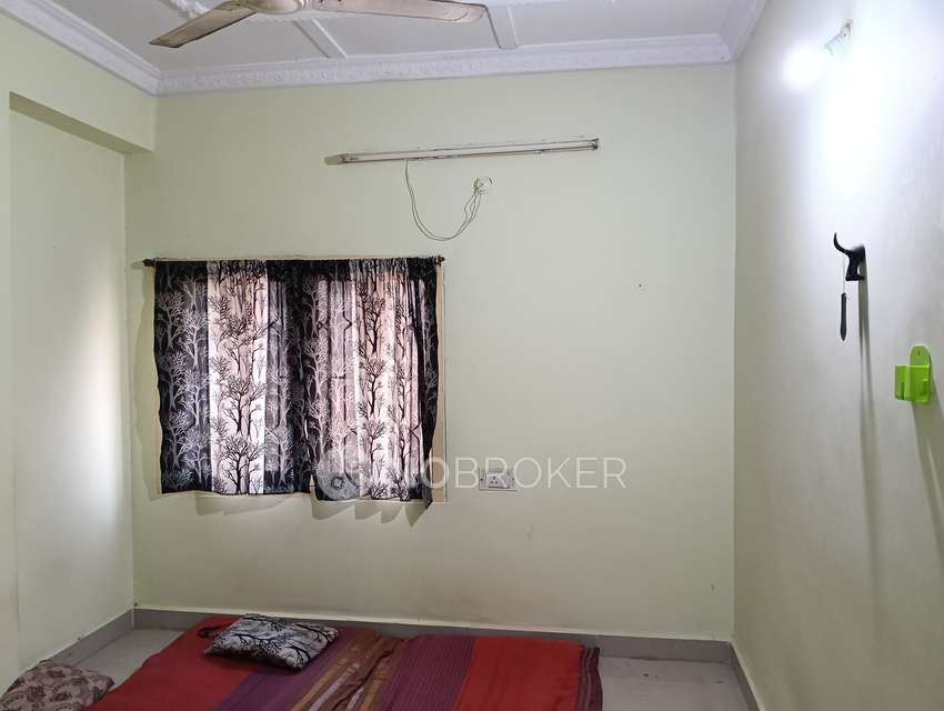 2 BHK Flat In Sri Bhavya Balaji Towers For Sale  In Venkateshwara Nagar ,sainathapuram