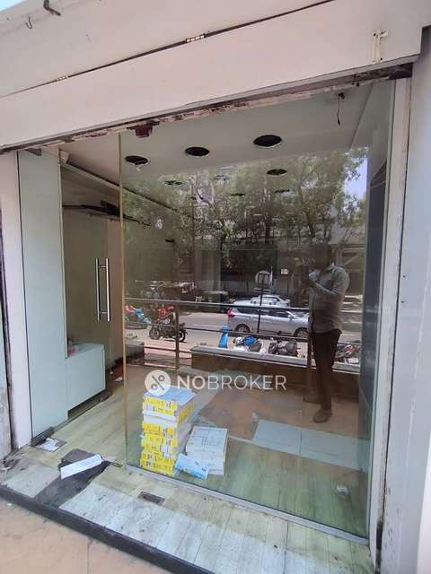 Shop in Mukund Nagar, Pune for sale 