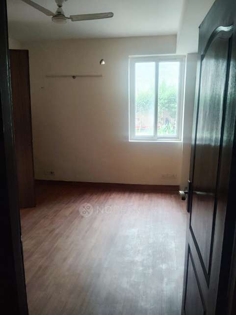 2 BHK Flat In Sikka Karmic Greens For Sale  In Sector 78