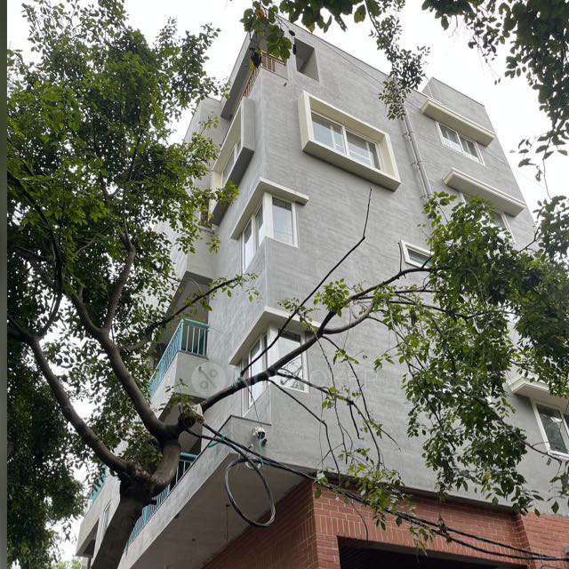 4+ BHK Flat For Sale  In Royal Gardenia