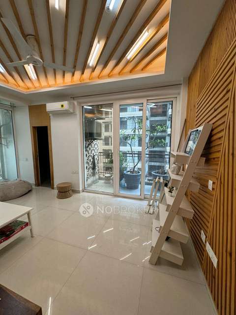 4+ BHK Flat In Rani Aakriti Shantiniketan For Sale  In Noida Sector 143