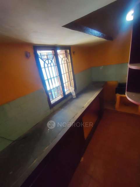 1 BHK Flat In Subhiksha Apartment For Sale  In Choolaimedu