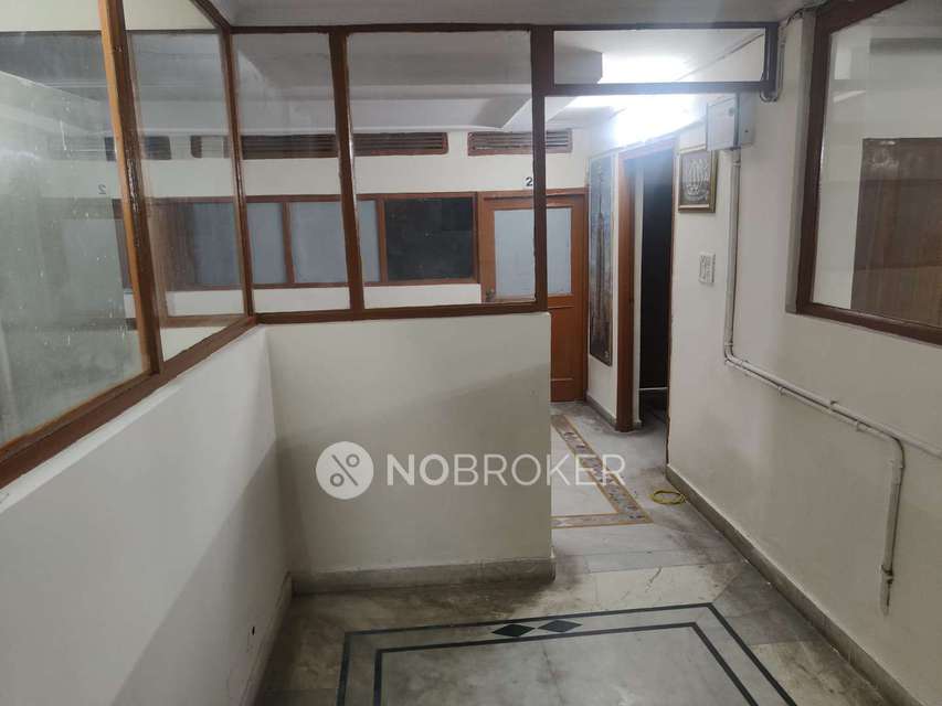 Godown/Warehouse in Vasant Kunj, Delhi for sale 