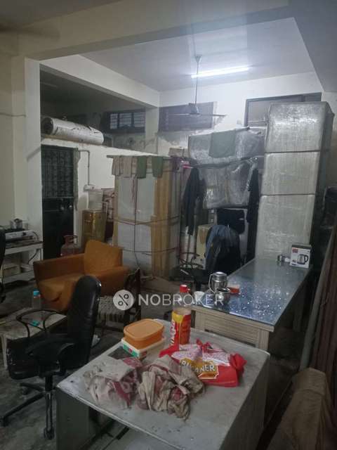 Godown/Warehouse in Vasant Kunj, Delhi for sale 