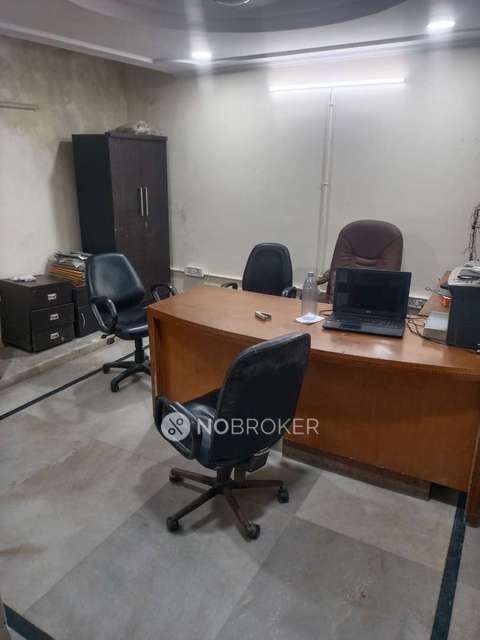 Godown/Warehouse in Vasant Kunj, Delhi for sale 