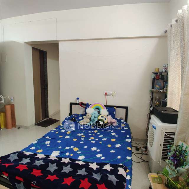 1 BHK Flat In Rahul Chs For Sale  In Goregaon West