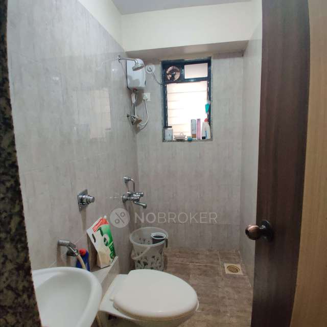 1 BHK Flat In Rahul Chs For Sale  In Goregaon West