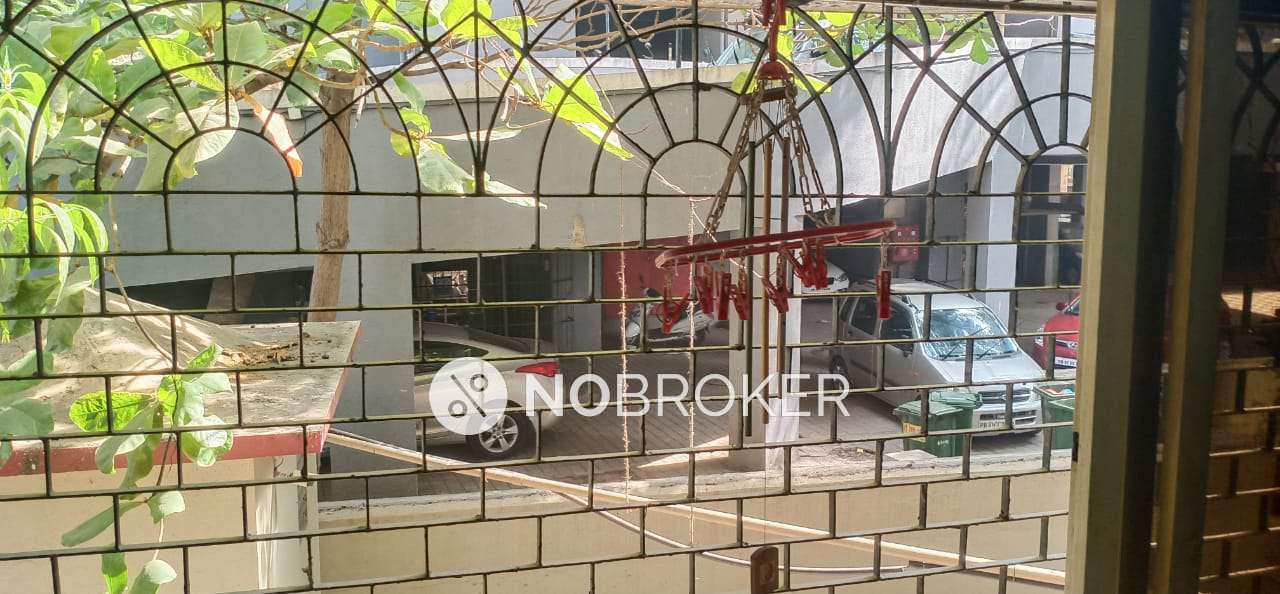 2 BHK Flat In Pappilon Chs For Sale  In Goregaon West