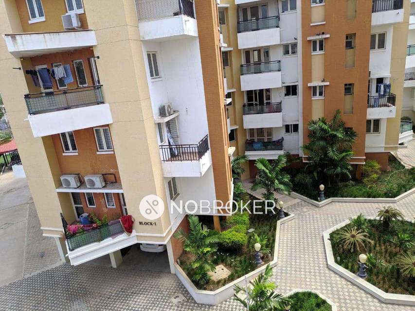 2 BHK Flat In Ramaniyam Waterfront For Sale  In Siruseri