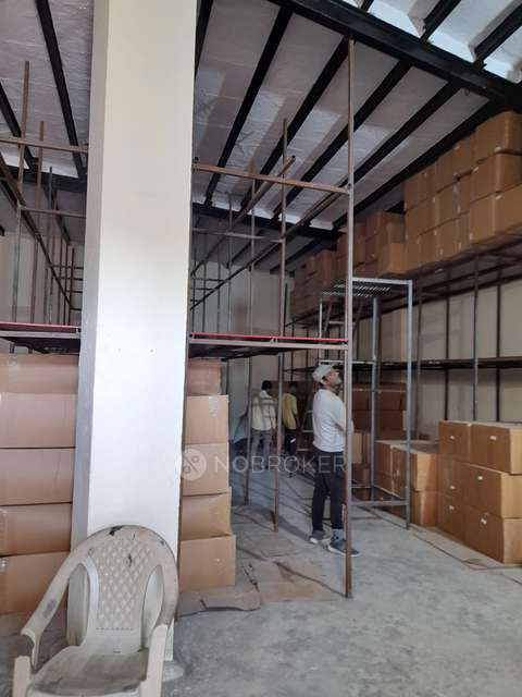 Godown/Warehouse in Mundka, Delhi for sale 
