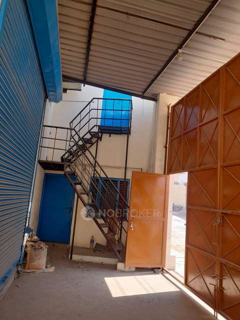 Godown/Warehouse in Mundka, Delhi for sale 