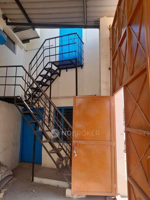 Godown/Warehouse in Mundka, Delhi for sale 