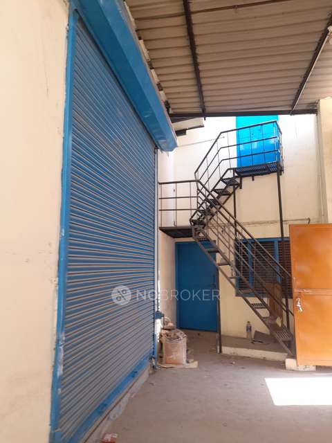 Godown/Warehouse in Mundka, Delhi for sale 