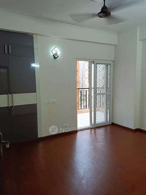 3 BHK Flat In Amrapali Centurian Park  for Rent  In Techzone 4